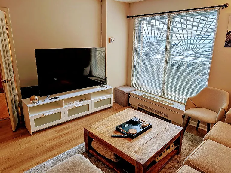 1239 Vermont Ave NW #105 — Photo 2