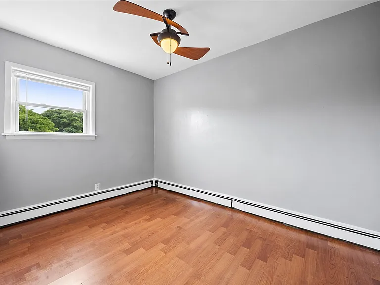 702 S Carpenter St #3 — Photo 10
