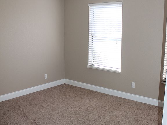 4th image of 8709 Olde Colony Trl APT 21