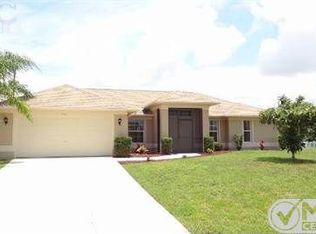 825 SW 9th Ave, Cape Coral, FL 33991