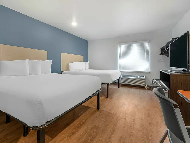 Studio Suite - 2 Queen Beds