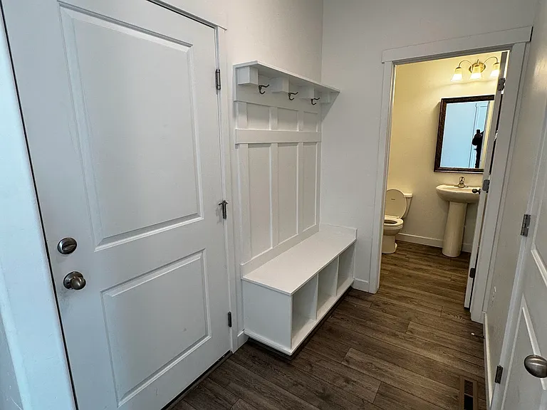 3891 W Cold Pond Ave — Photo 4