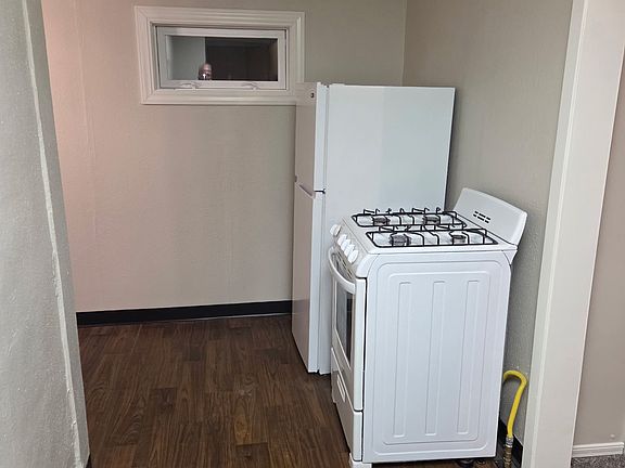 4th image of 1001 E 16th St APT 1