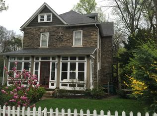 146 Greenwood Ave, Wyncote, PA 19095