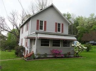 404 W Prairie St, Harrisville, PA 16038