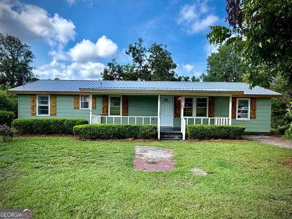 107 W Norris St, Adrian, GA 31002