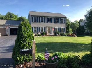 621 E Guardlock Dr, Lock Haven, PA 17745