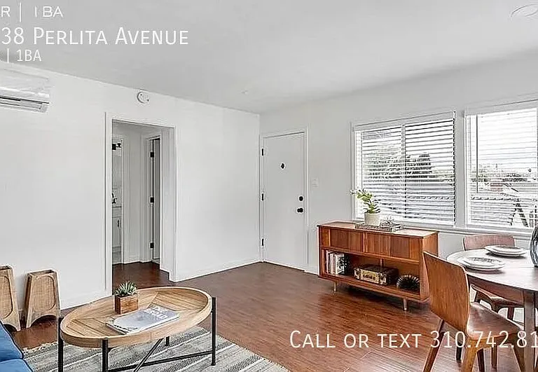 4138 Perlita Ave — Photo 2