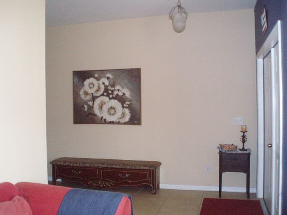 5th image of 414 Muriel St