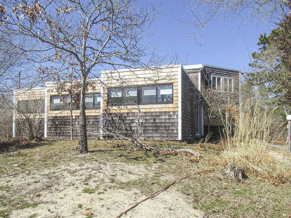 11 Gilbert Path
