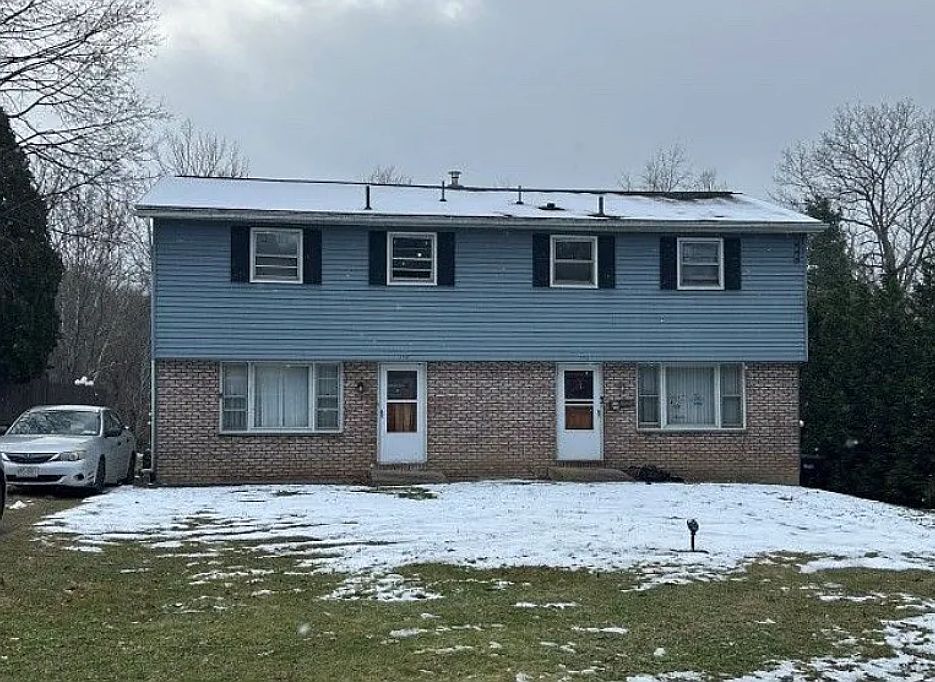 1st image of 136-138 Meeker Rd