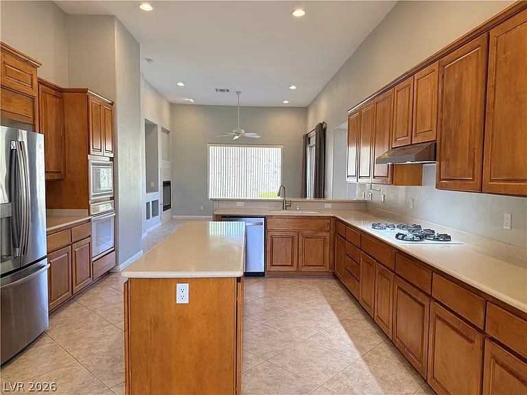 27 Plum Hollow Dr — Photo 16