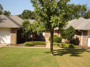 110-B Fox Run Pl, Lowell, AR 72745