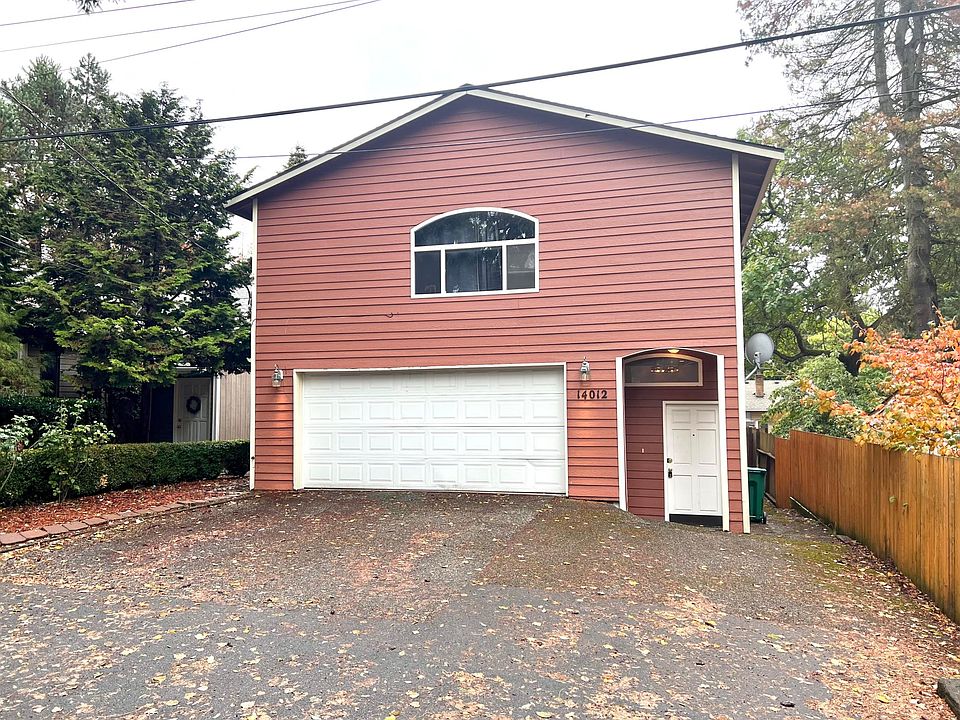 2 Story - 2260 sq ft with plenty of additional off street parking