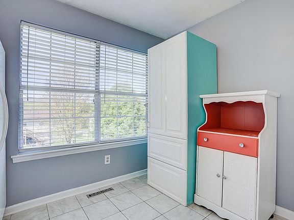 5th image of 838 Orlando Ct
