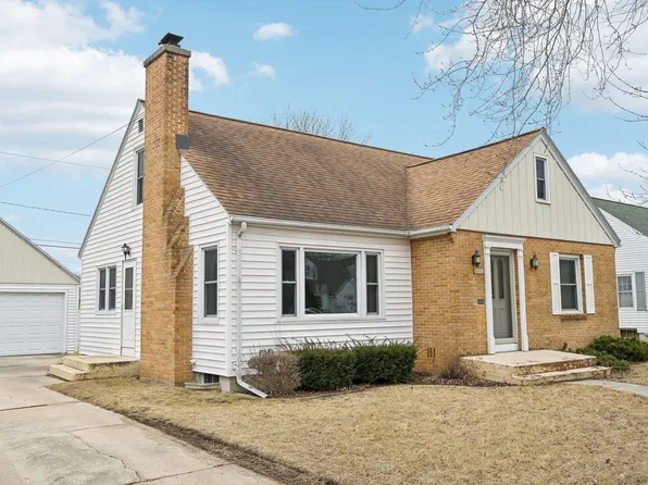709 N Ringold St, Janesville, WI 53545
