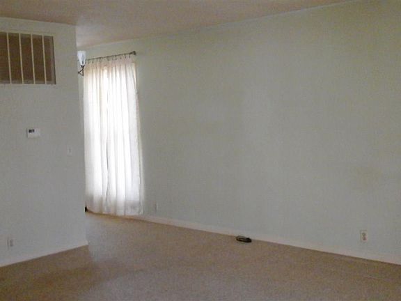 5th image of 12 Cieza Ln