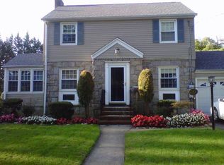 267 Voorhis Ave, River Edge, NJ 07661