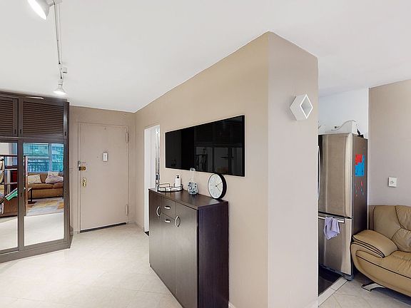 5th image of 448 Neptune Ave Unit 8D