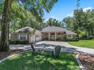 1735 Colonial Dr, Green Cove Springs, FL 32043
