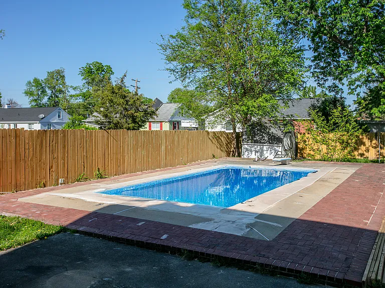 6019 Amherst Ave — Photo 44
