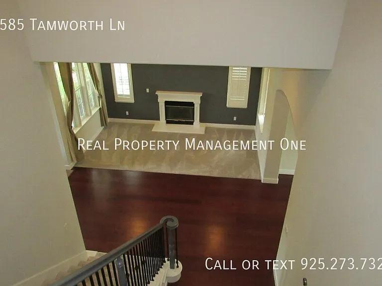 2585 Tamworth Ln — Photo 18