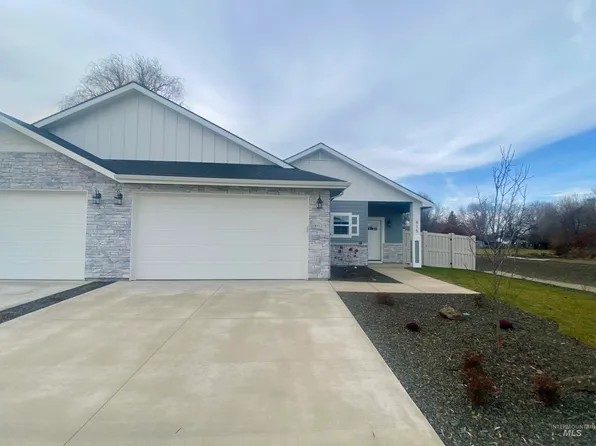 915 N 14th St, Payette, ID 83661