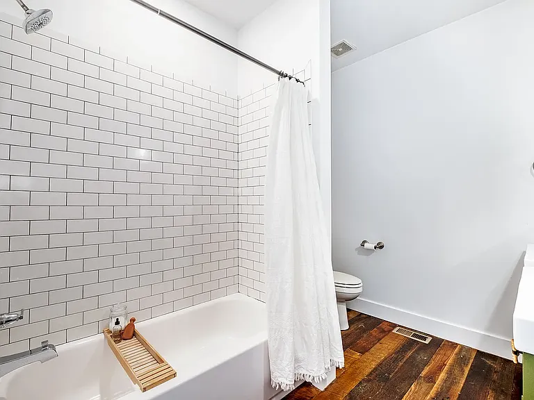 1225 4th Ave S #108 — Photo 18