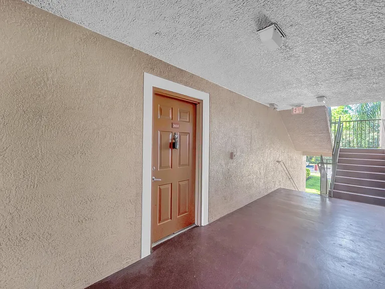 3614 NW Adriatic Ln — Photo 17