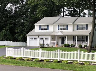 36 Maywood Rd, Delmar, NY 12054