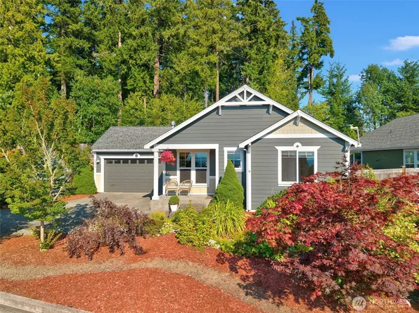 20276 Hillsong Place NE, Poulsbo, WA 98370
