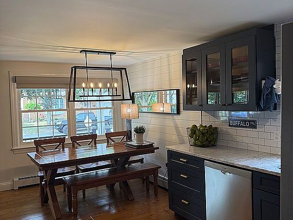 3rd image of 32 Camner Ave