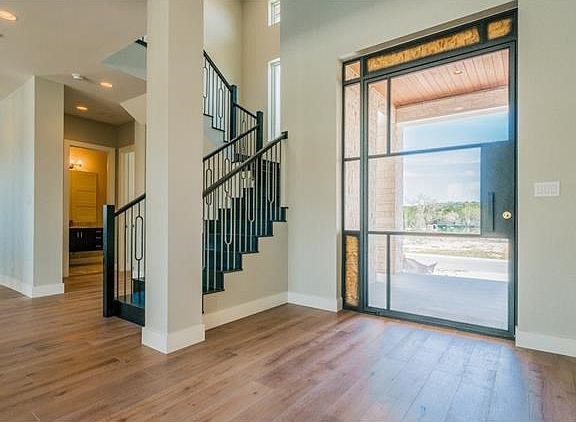 3rd image of 502 Serene Estates Dr