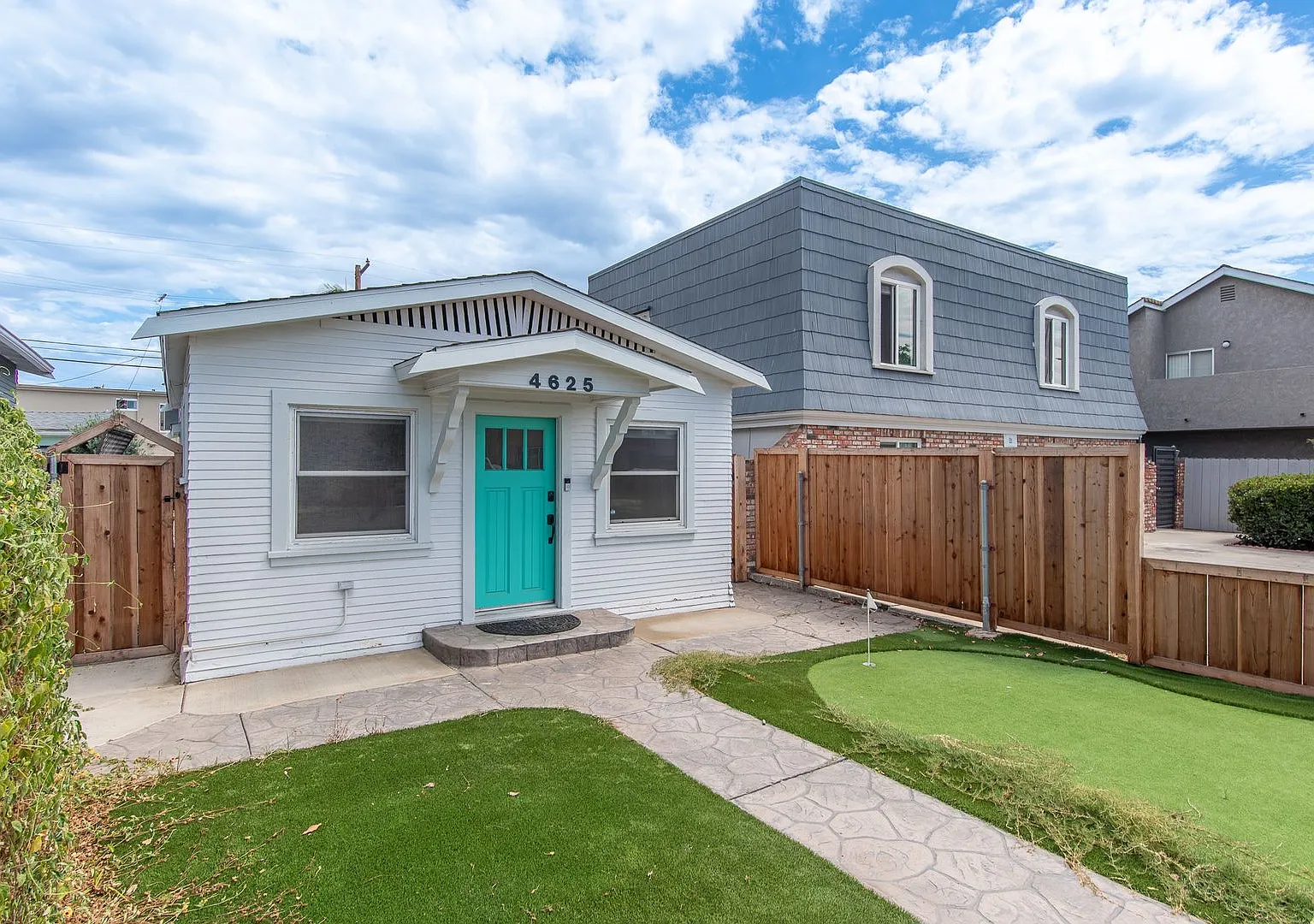 1 Bedroom 1 Bath House Available For Rent In North Park — Photo 4