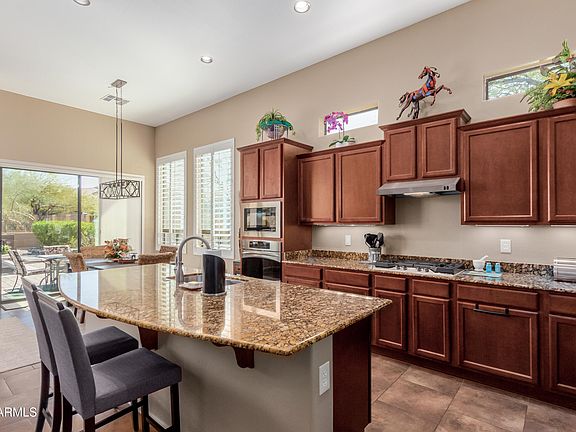 3rd image of 1633 N WOODRUFF --