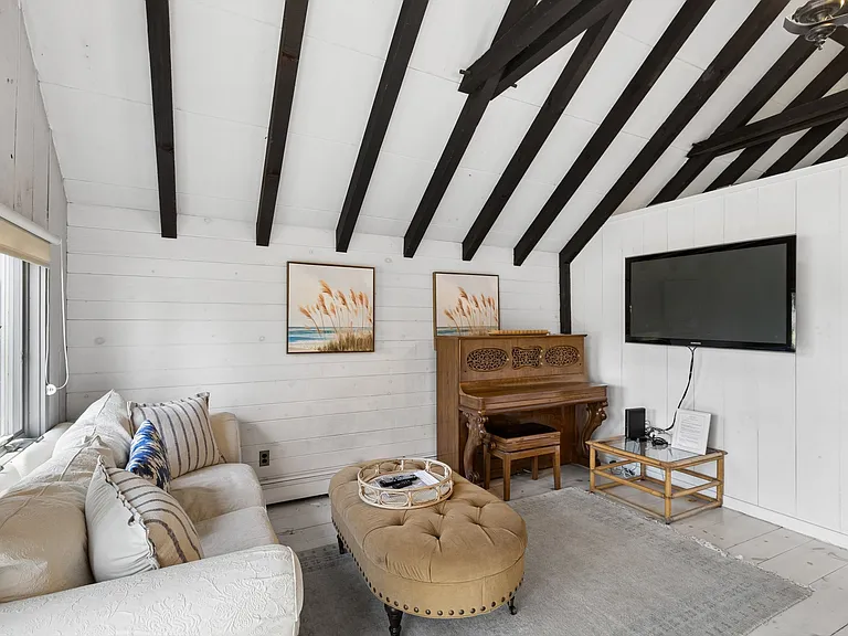 1728 Montauk Hwy — Photo 11