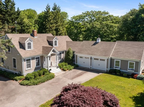 53-53 Cummings Ln #B, Westport, MA 02790