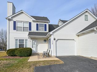 113 Fenmore Ln, Genoa City, WI 53128