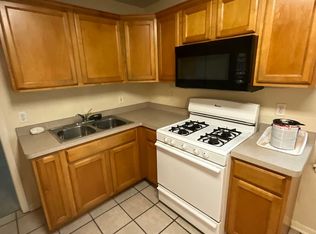 2870 N Bremen St #3B-1BA, Milwaukee, WI 53212