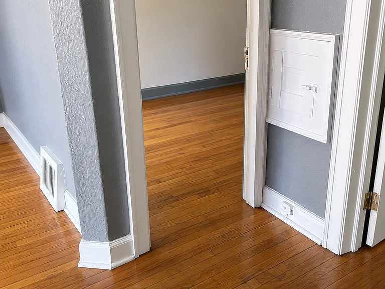 11700 Forrer St — Photo 18