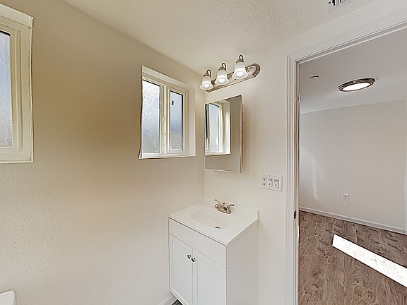 5th image of 2065 15th Ave APT 5