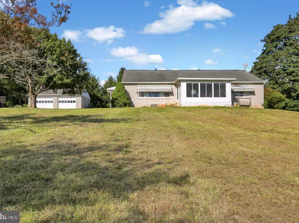 3283 State Hill Rd, Sinking Spring, PA 19608