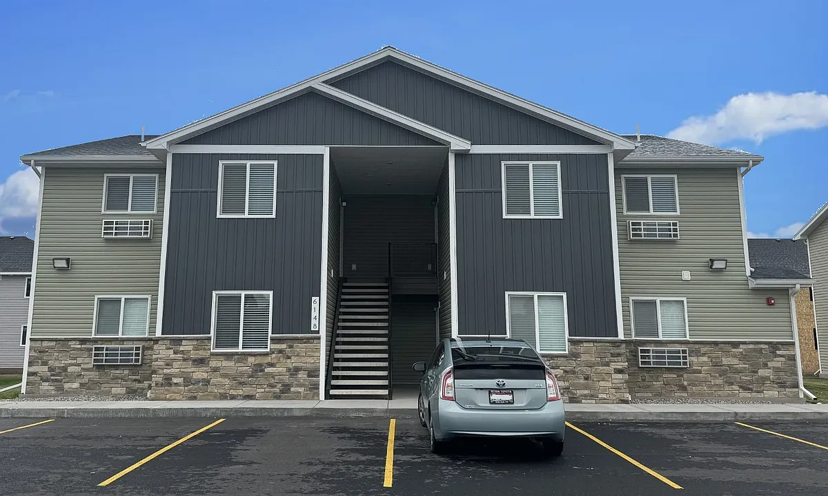Building Photo - 5941 N Freedom Rd #2