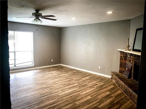 3rd image of 7120 Newcastle Pl