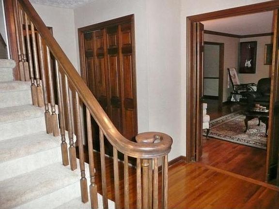 2nd image of 2609 Wildwood Dr