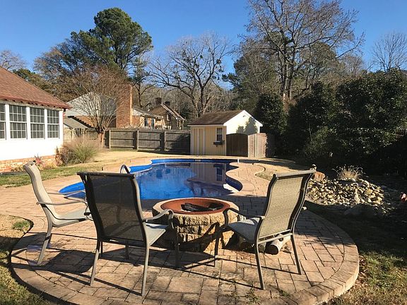 Fire pit & pool