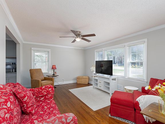 4th image of 1433 Aralia Dr