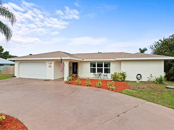 2nd image of 2938 SE Bakersfield Street