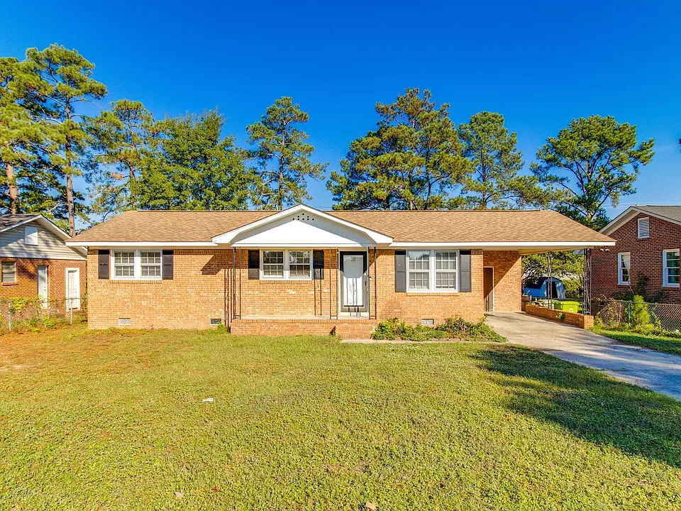 1217 Faraway Dr