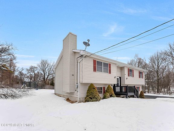 2nd image of 2083 Sun Valley Dr